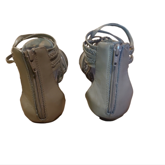 Route 66 Sandals Size 10 Tan Beige Gray Strappy Zipup Gladiator Flats Sh… - Picture 4 of 5